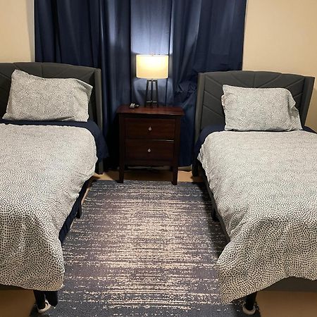 핸더슨 Newly Remodeled Family Friendly 3B/2B House 빌라 외부 사진